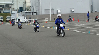 ヤマハ親子バイク教室 周回レッスン